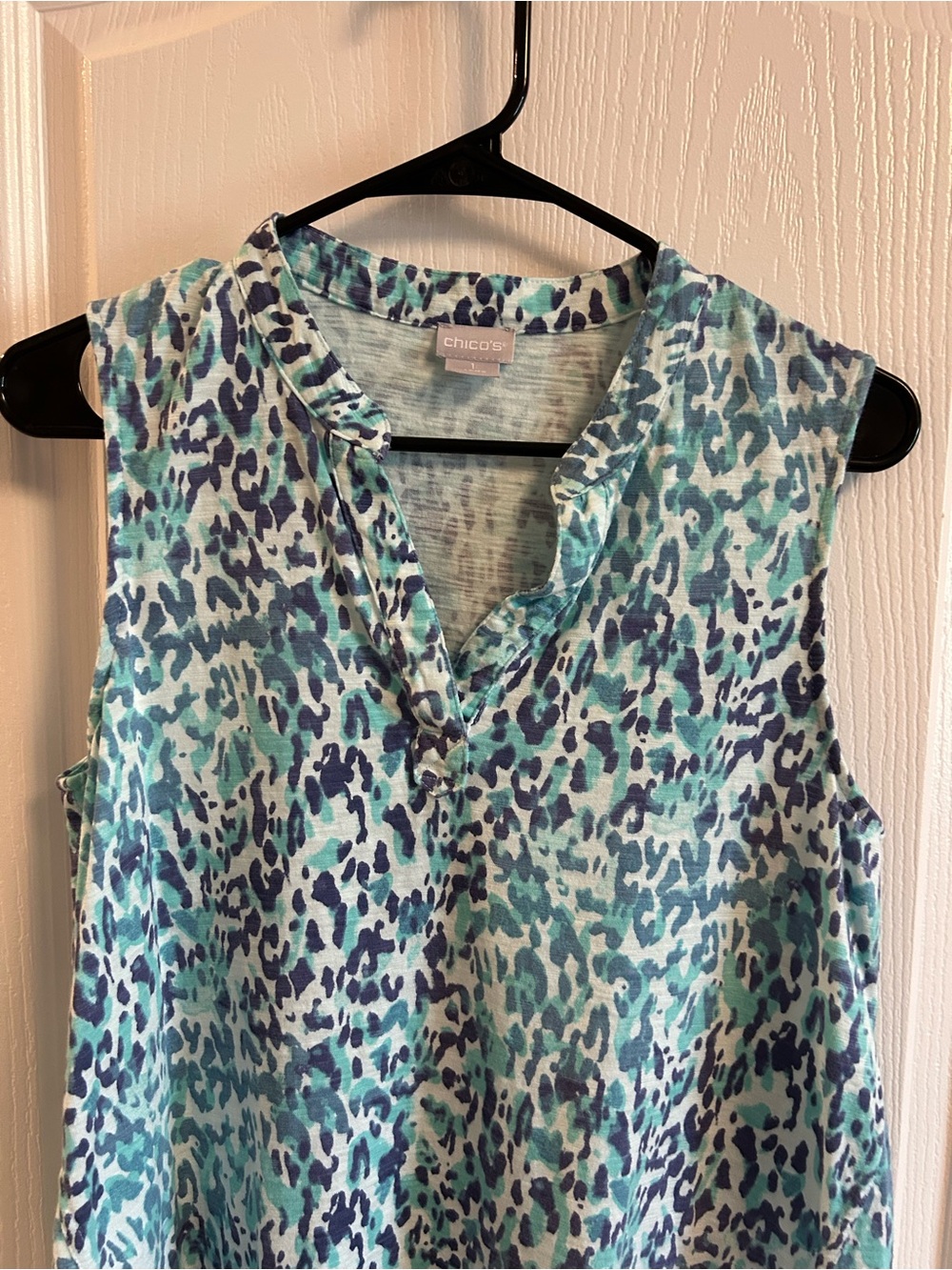 Chico's Turquoise & Navy Leopard-Print Sleeveless V-Neck Camisole - Picture 3 of 4